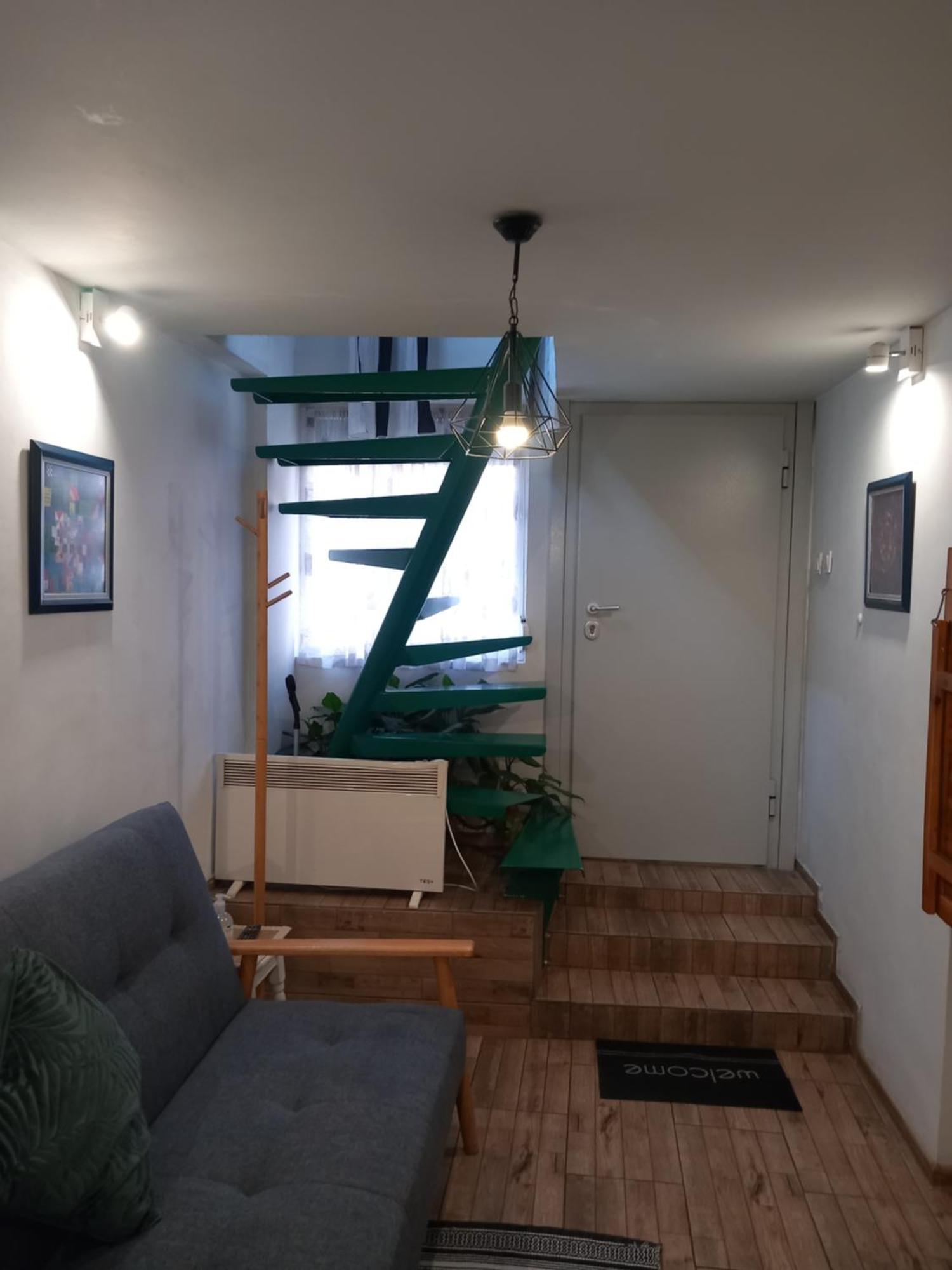 Apartamento Charming Studio In The City Center Plovdiv Exterior foto