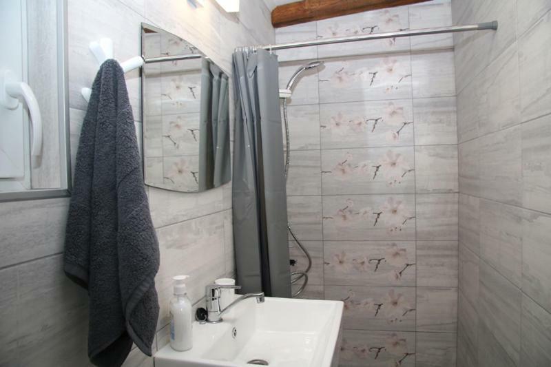Apartamento Charming Studio In The City Center Plovdiv Exterior foto